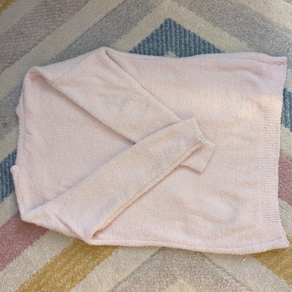 Light Pink Fuzzy Crop Top and Cardigan - Picture 4 of 9